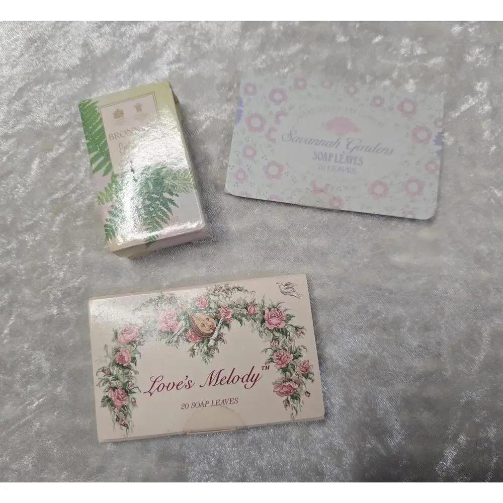 Vintage bundle of toiletries all brand new - Picture 2 of 5
